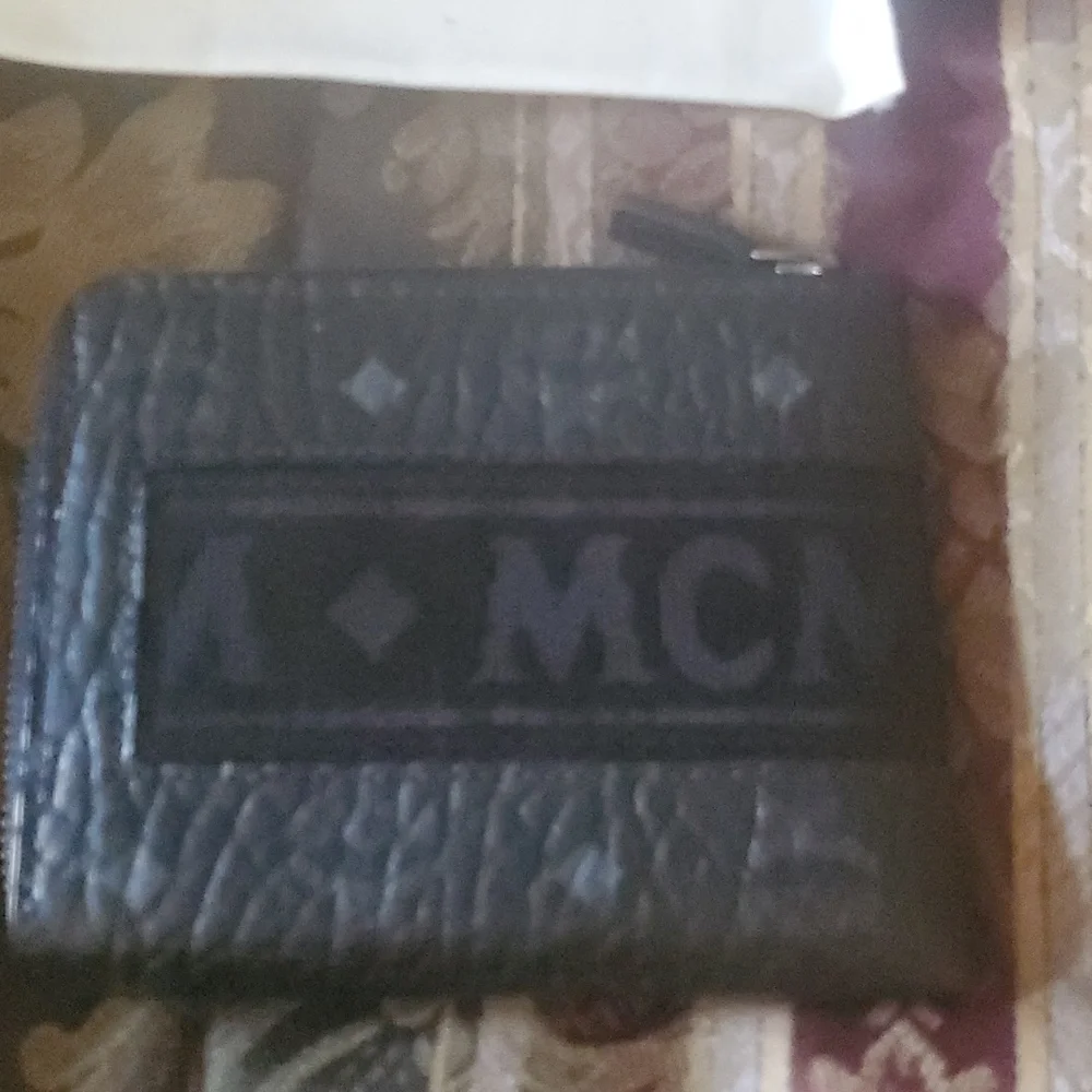 Mcm HOST PIC unisex small gorgeous side zipper unisex leather black wallet boxed